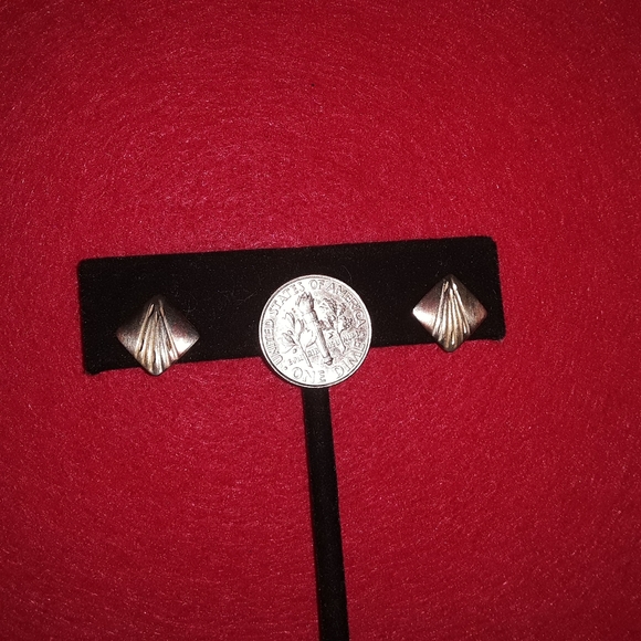 14K Tricolor Gold Earrings - Picture 6 of 6